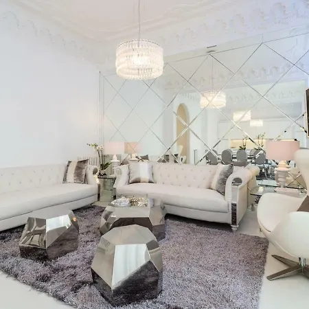 Cntr Apt 4bd * Copenhague